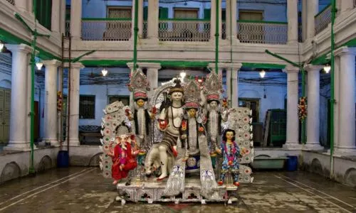 Thanthania Dutta Bari Bonedi Barir Durga Puja heritage house