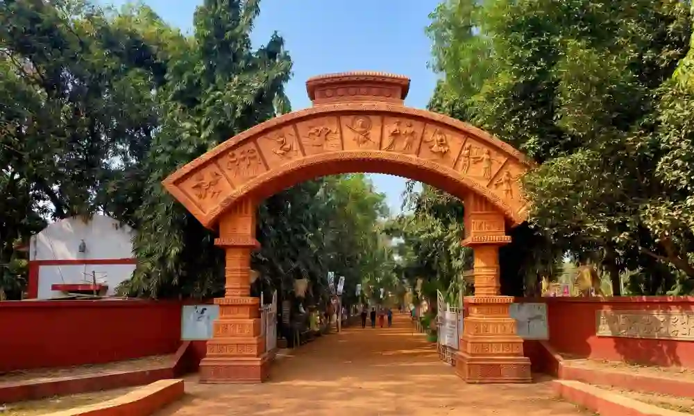 Srijani Shilpagram cultural art and handicraft center in Shantiniketan
